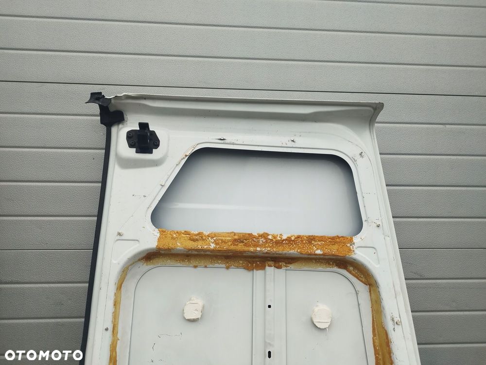 DRZWI TYLNE TYL LEWE MASTER III MOVANO B NV400 AL1 - 8