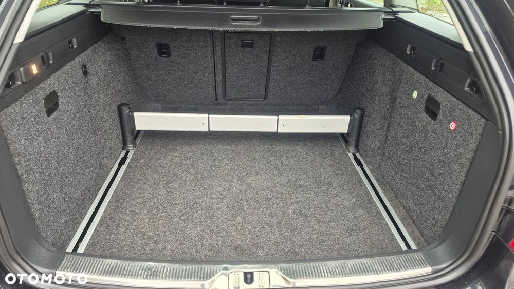 Skoda Superb 2.0 TDI Elegance - 9