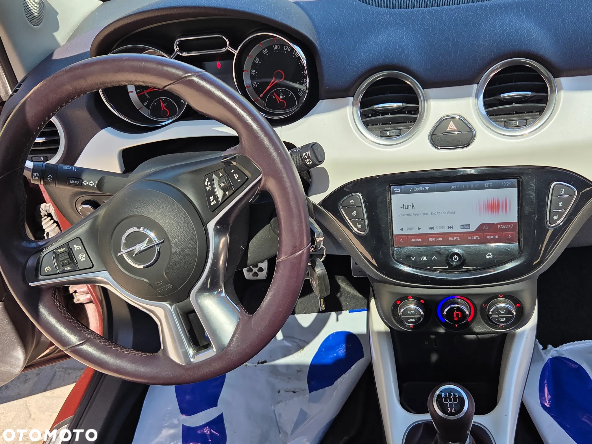 Opel Adam 1.4 White Link - 25