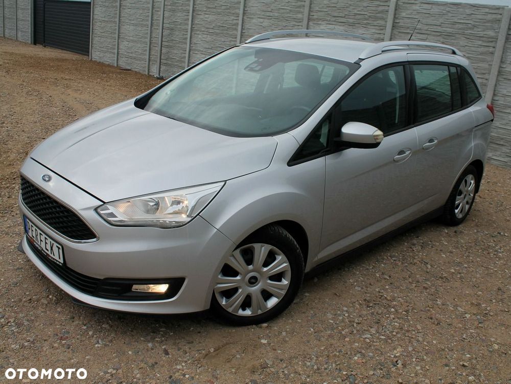 Ford Grand C-MAX - 25