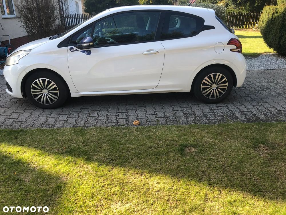 Peugeot 208 1.2 PureTech Access - 5