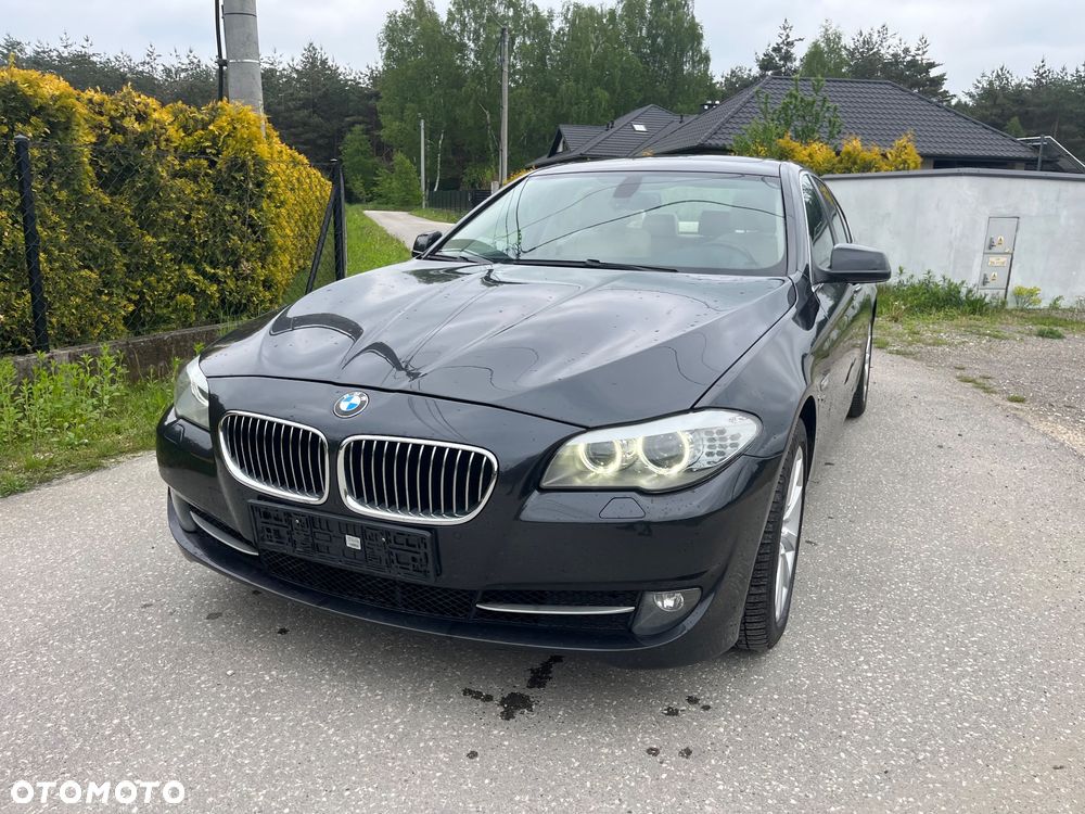 BMW Seria 5 530d xDrive Sport-Aut - 2