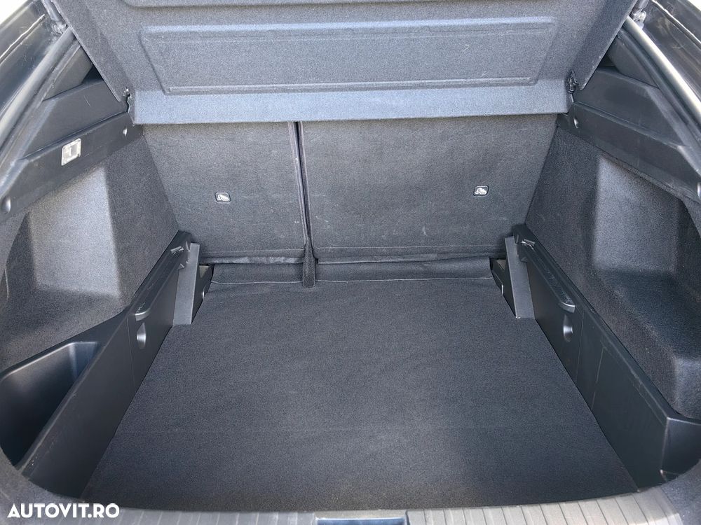 Renault Arkana MHEV 160 EDC RS Line - 13