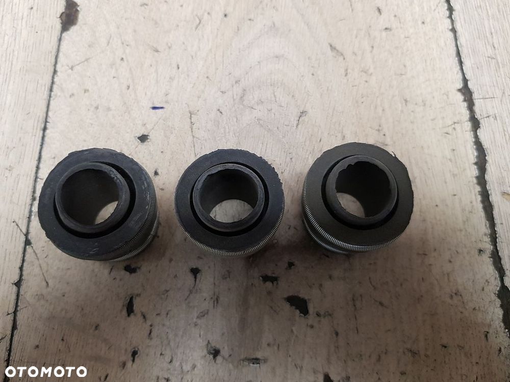 Uszczelka układu wydechowego Honda MTX80 MTX125 CRM50  18391-GJ1-000 - 2