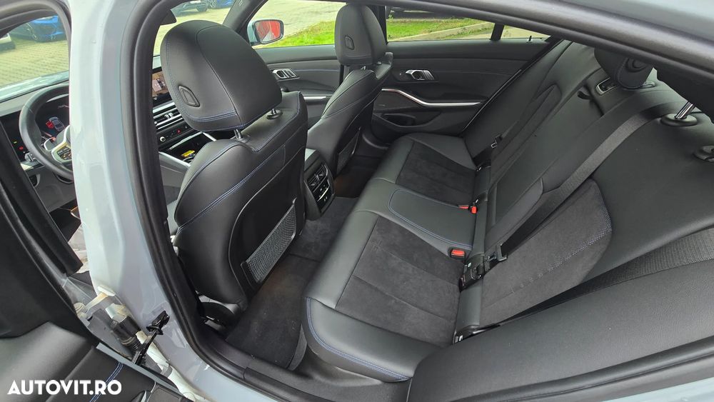 BMW Seria 3 320i xDrive AT - 10