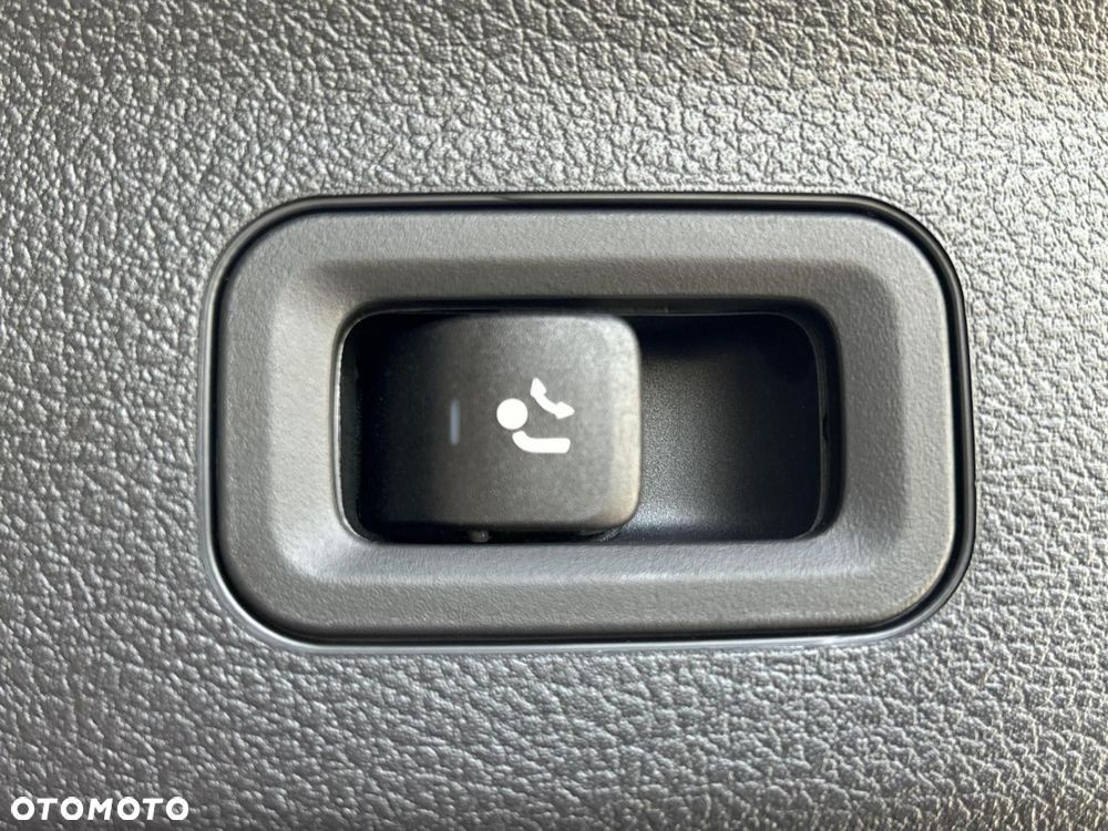 Mercedes-Benz GLS - 26