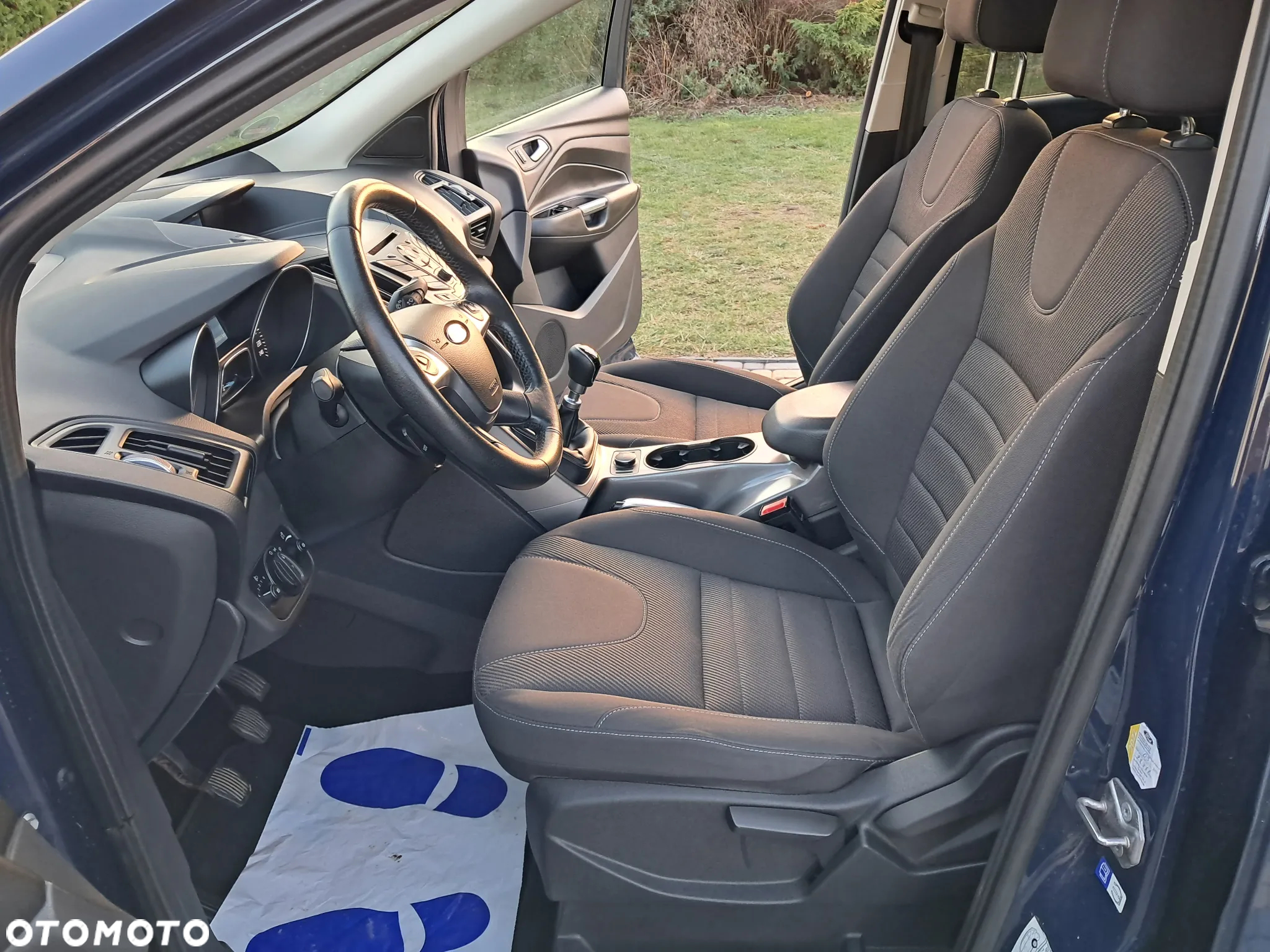 Ford Kuga - 18