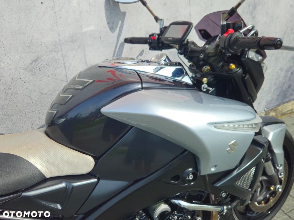 Suzuki GSX - 25