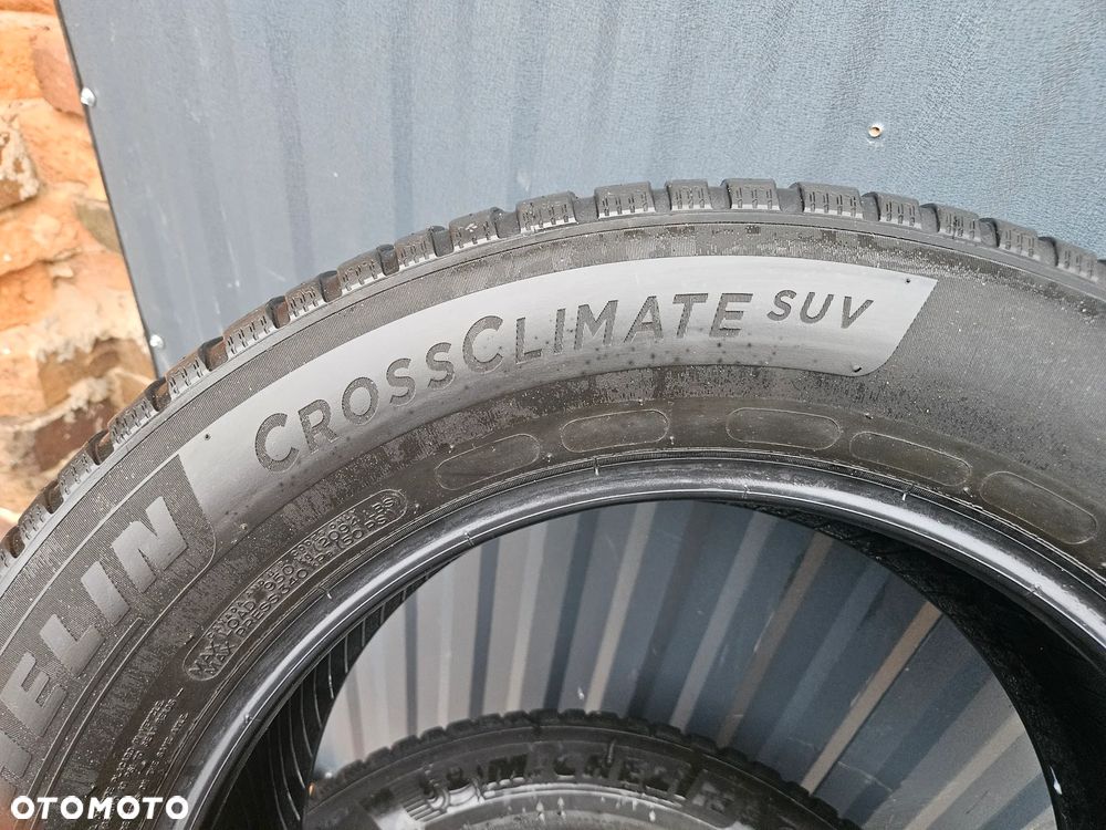 4 opony 235/60r17 Michelin CrossClimate suv dot2519 5-6mm - 6