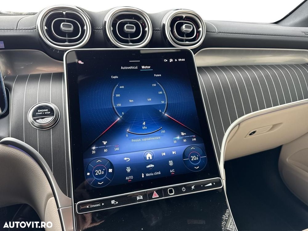 Mercedes-Benz GLC 220 d 4MATIC MHEV - 24