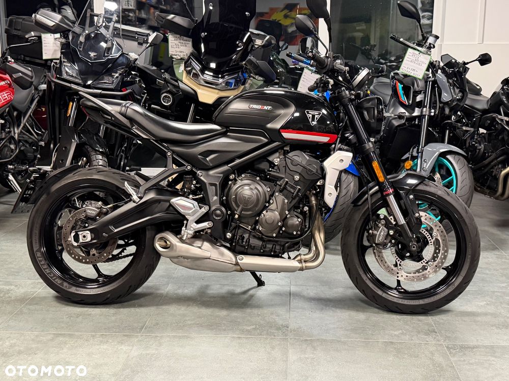 Triumph Trident - 3