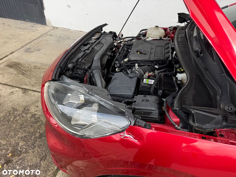 Ford Kuga 1.5 EcoBoost FWD ST-Line X - 32