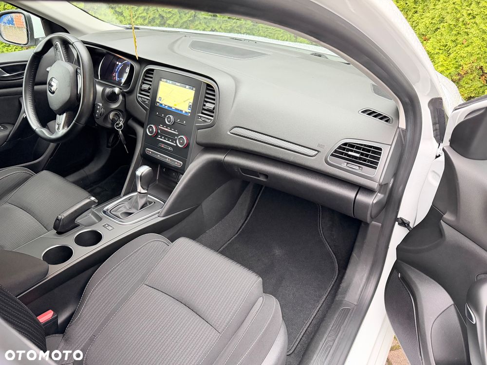 Renault Megane BLUE dCi 115 EDC TECHNO - 11