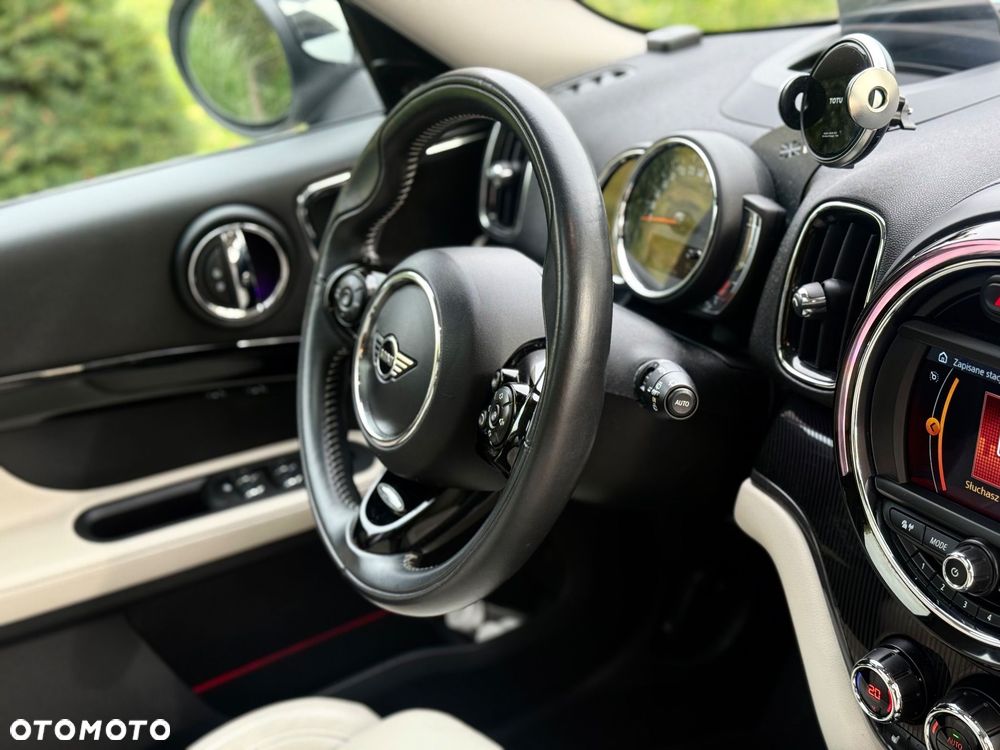 MINI Countryman Cooper S E ALL4 - 32