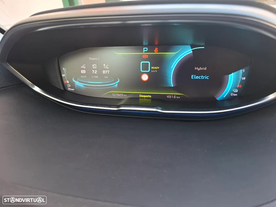 Peugeot 3008 1.6 Hybrid Allure Pack e-EAT8 - 24
