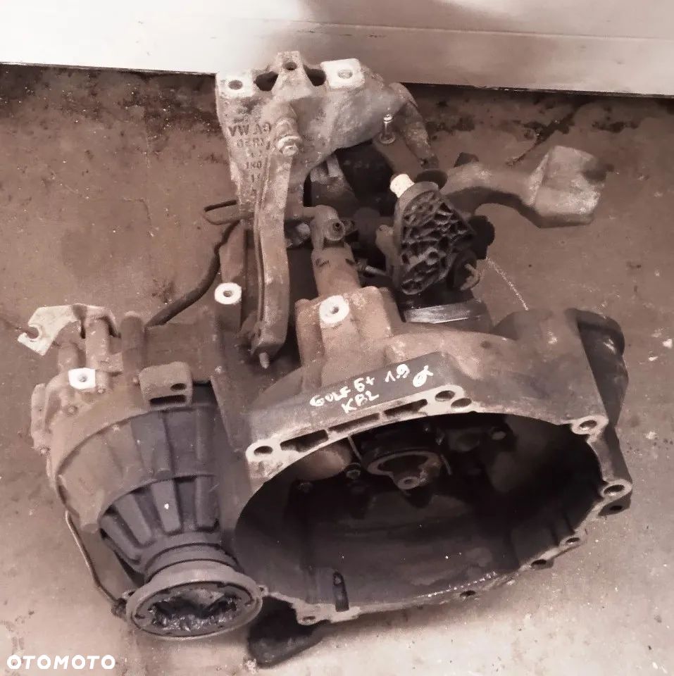 Skrzynia biegów VW Golf 5 Plus 1.9 TDI kod KBL na części - 2