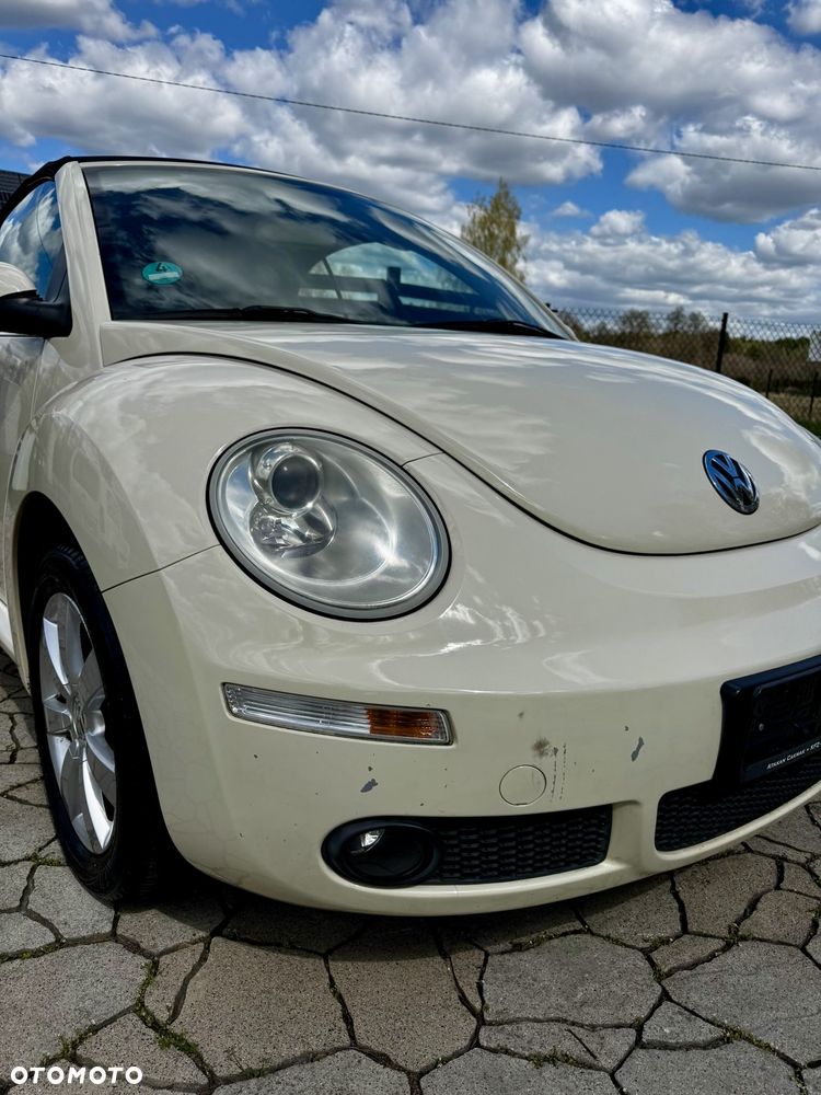 Volkswagen New Beetle 1.8 - 16