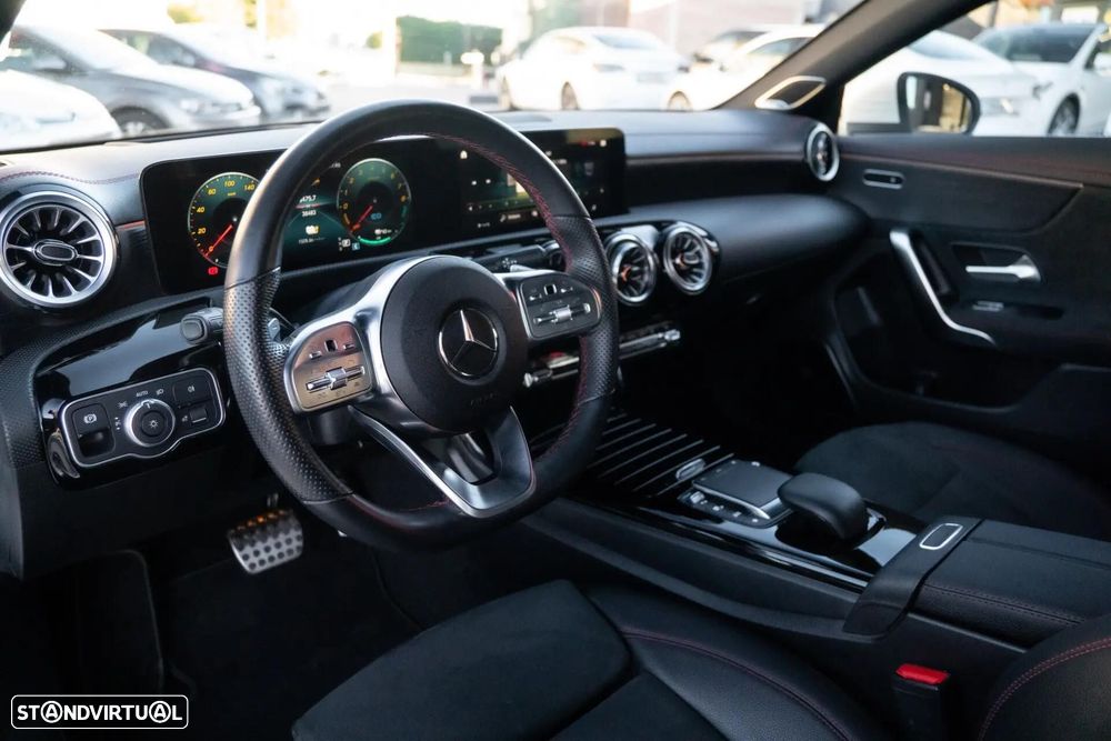 Mercedes-Benz CLA 250 e 8G-DCT AMG Line - 4