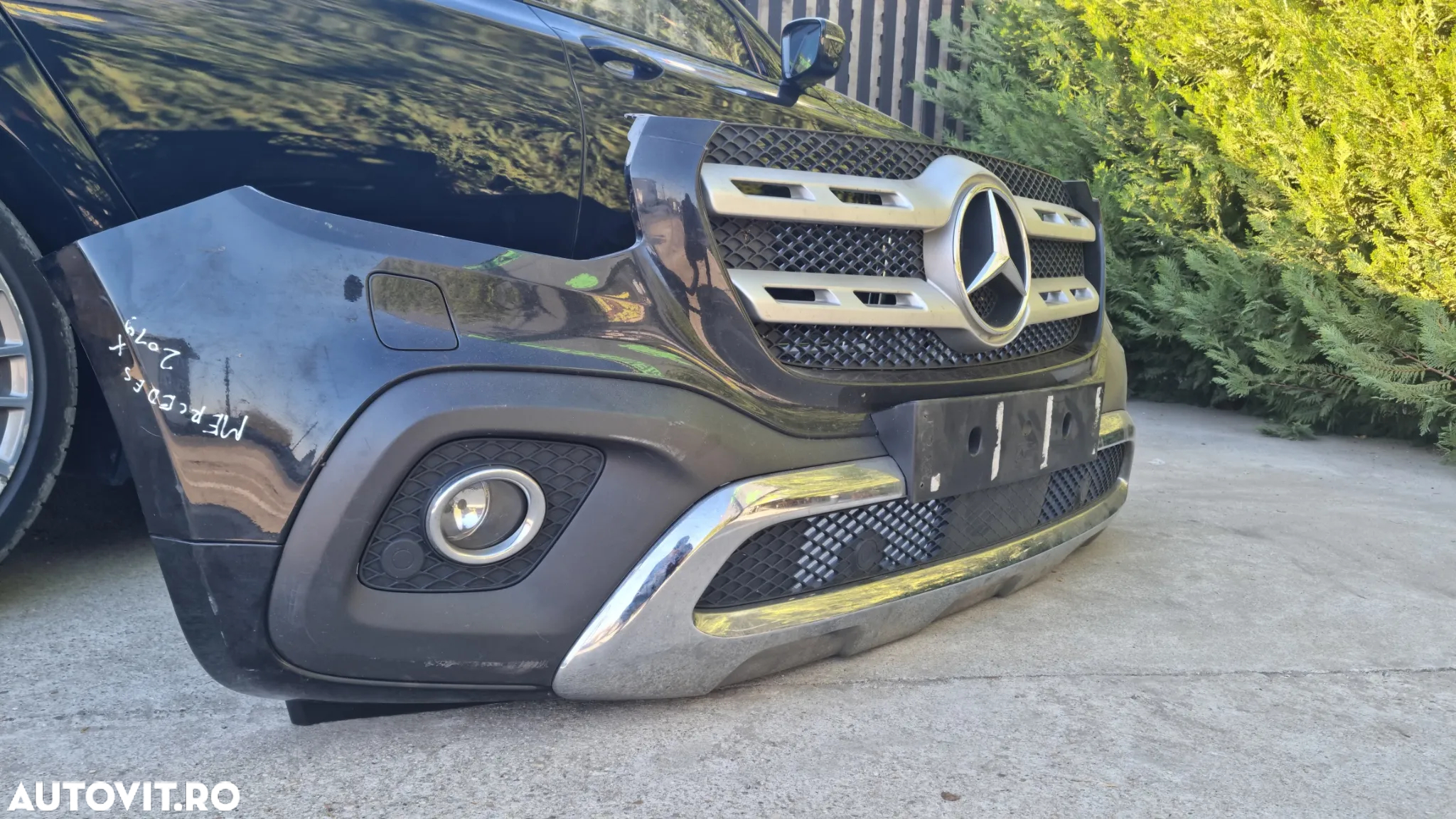 Bara fata Mercedes X-Class 470 - 3