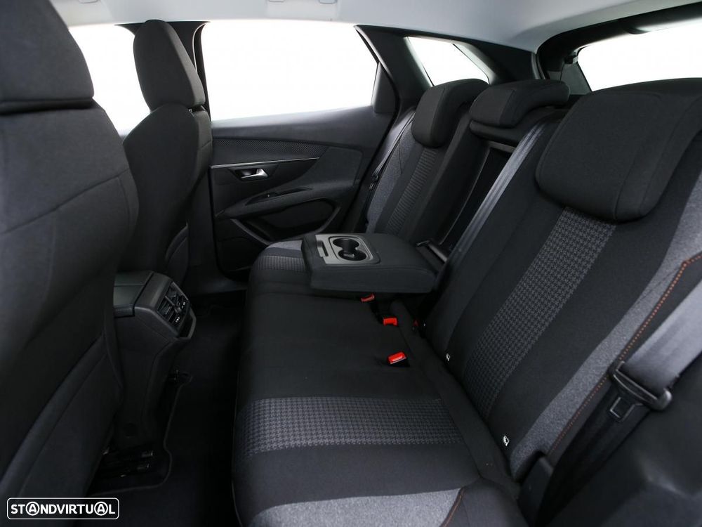 Peugeot 3008 1.5 BlueHDi Active - 11