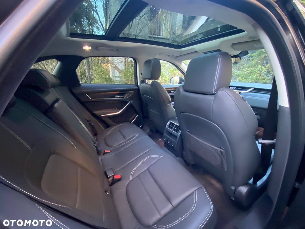 Jaguar F-Pace - 6