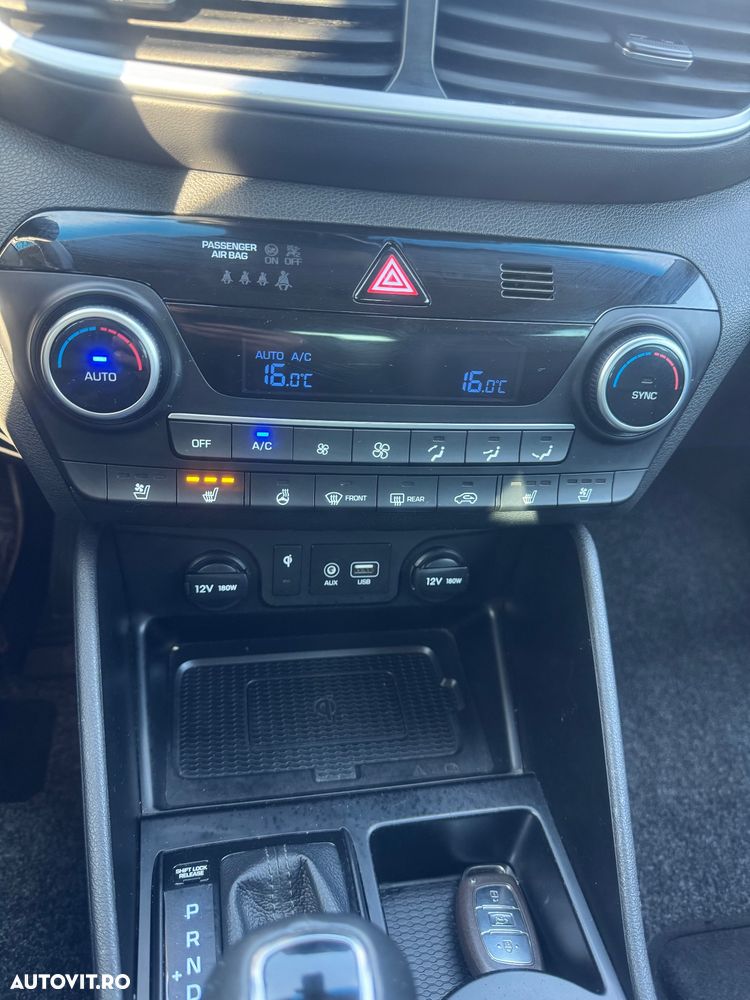 Hyundai Tucson blue 1.6 CRDi 2WD DCT Premium - 31