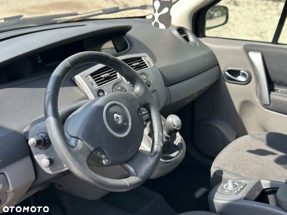Renault Scenic - 7