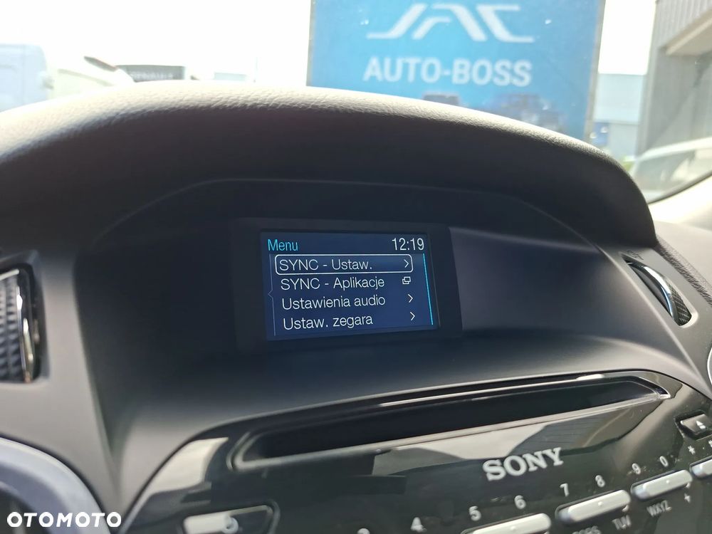 Ford Focus 1.0 EcoBoost Titanium - 24