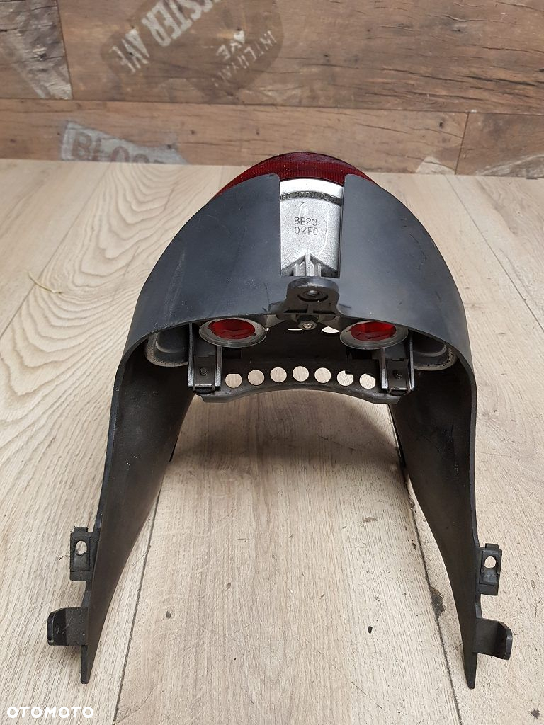 Lampa tył obudowa Suzuki TL1000 R - 9