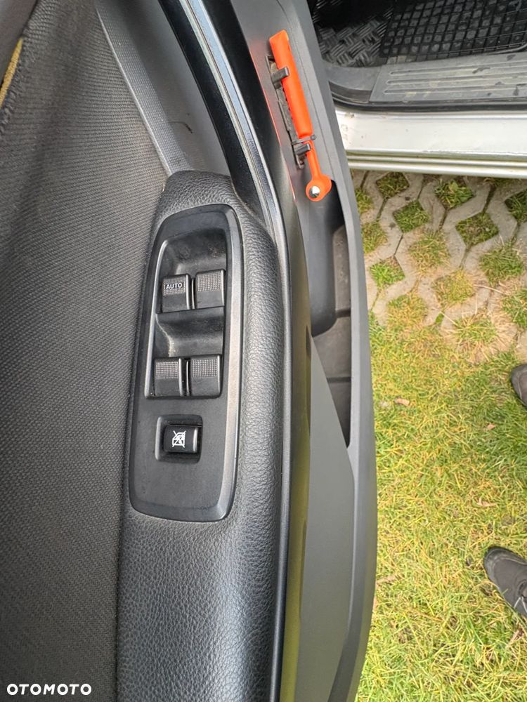 Ford Ranger 2.2 TDCi 4x4 DC XLT - 13