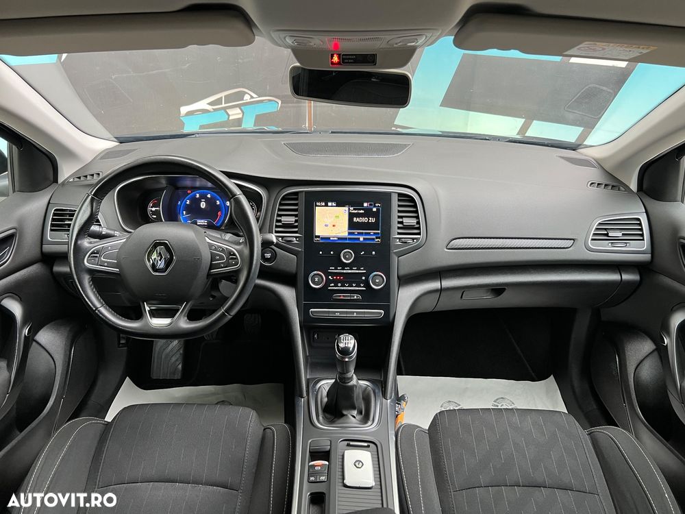 Renault Megane Grandtour TCe 140 GPF LIMITED - 7