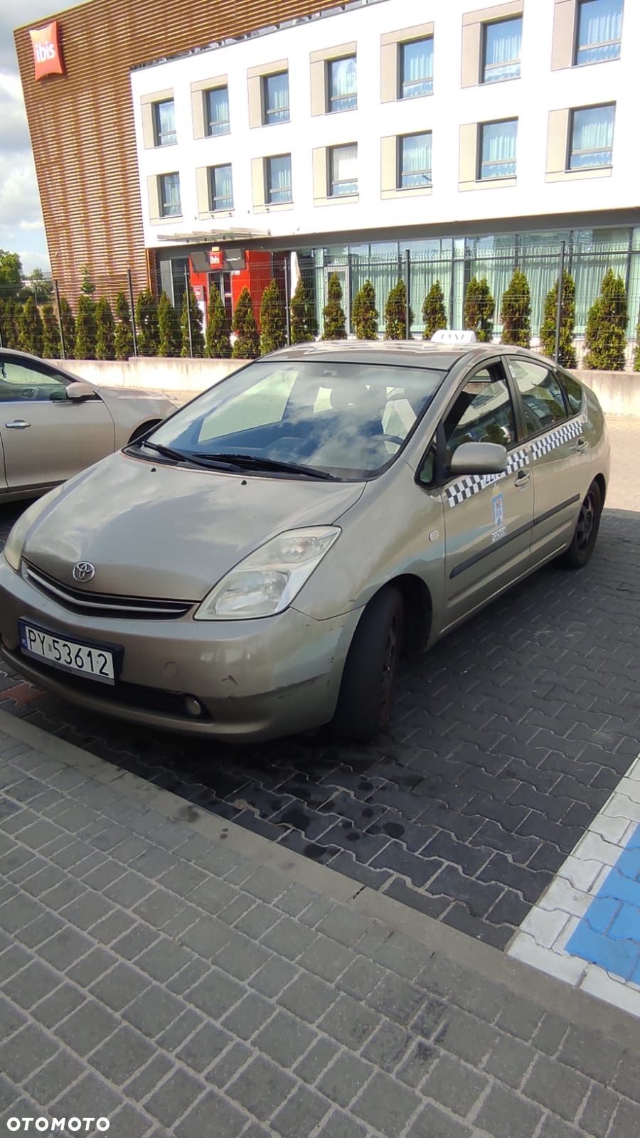 Toyota Prius 1.5 VVT-i Sol - 1