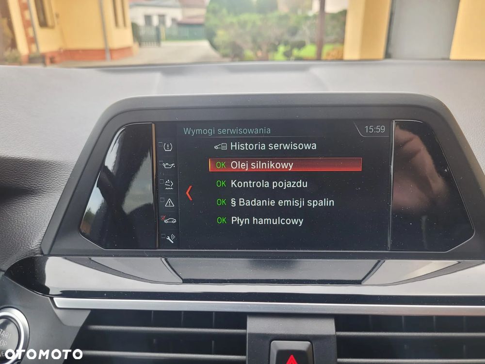 BMW X3 xDrive20d Luxury Line - 7