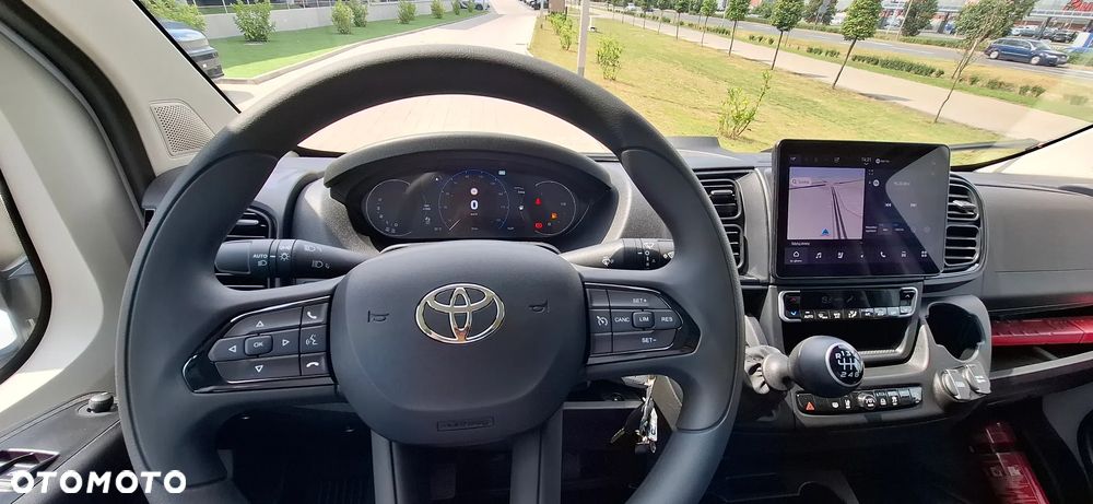 Toyota Proace MAX - 9