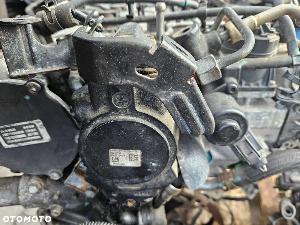 Opel Antara Chevrolet Captiva 2.2 VCDI pompa wtryskowa - 1