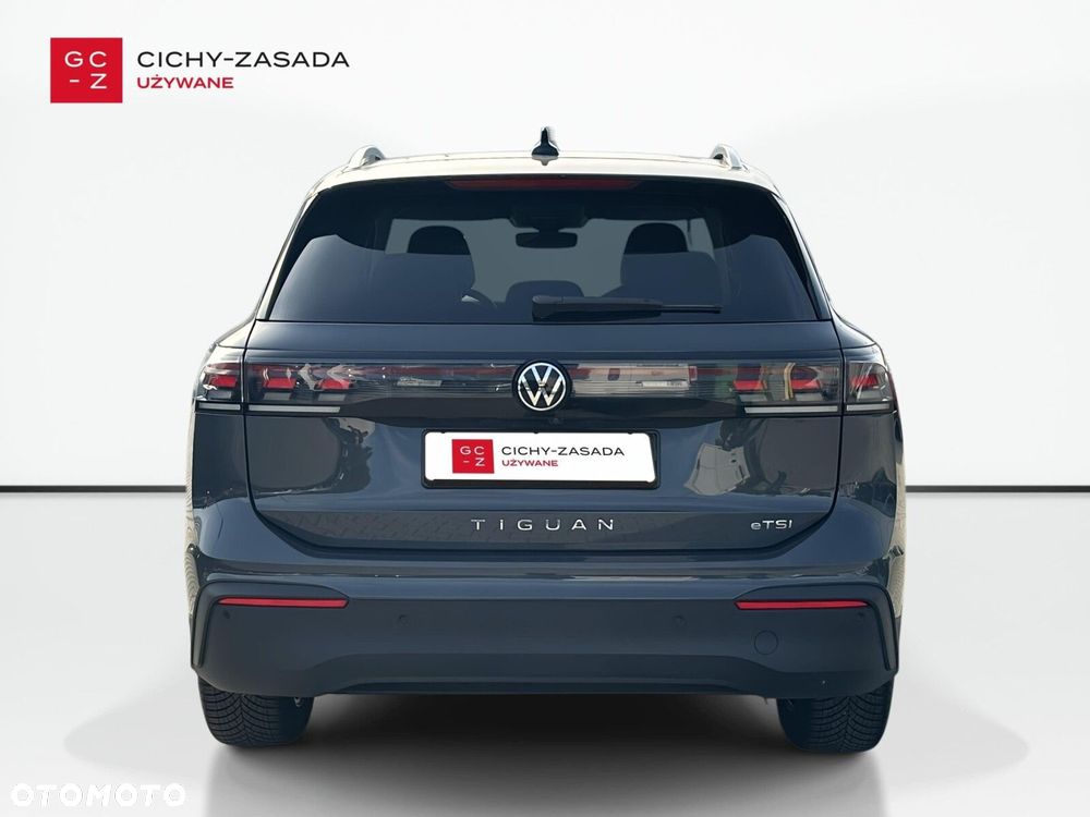 Volkswagen Tiguan - 5