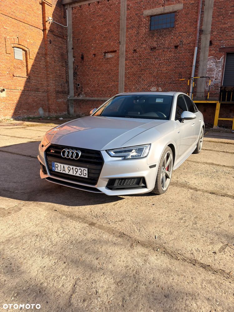 Audi S4 Limousine - 34