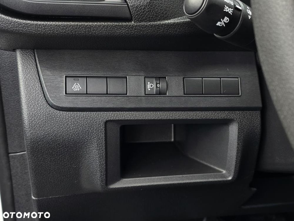 Opel Vivaro - 11