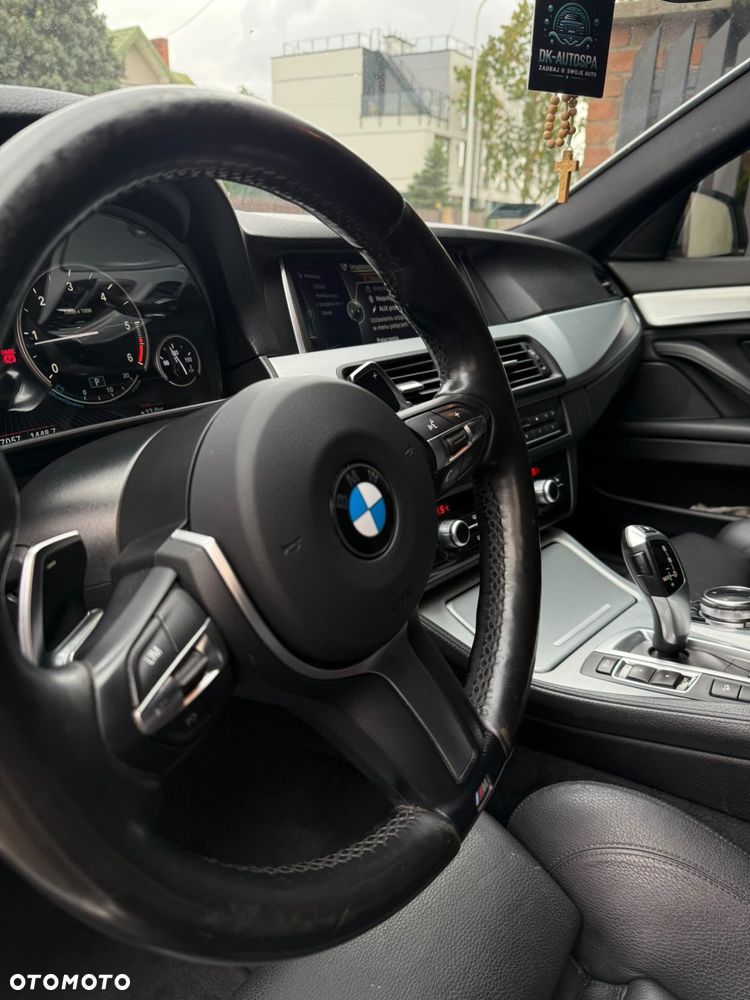 BMW Seria 5 520d xDrive - 7