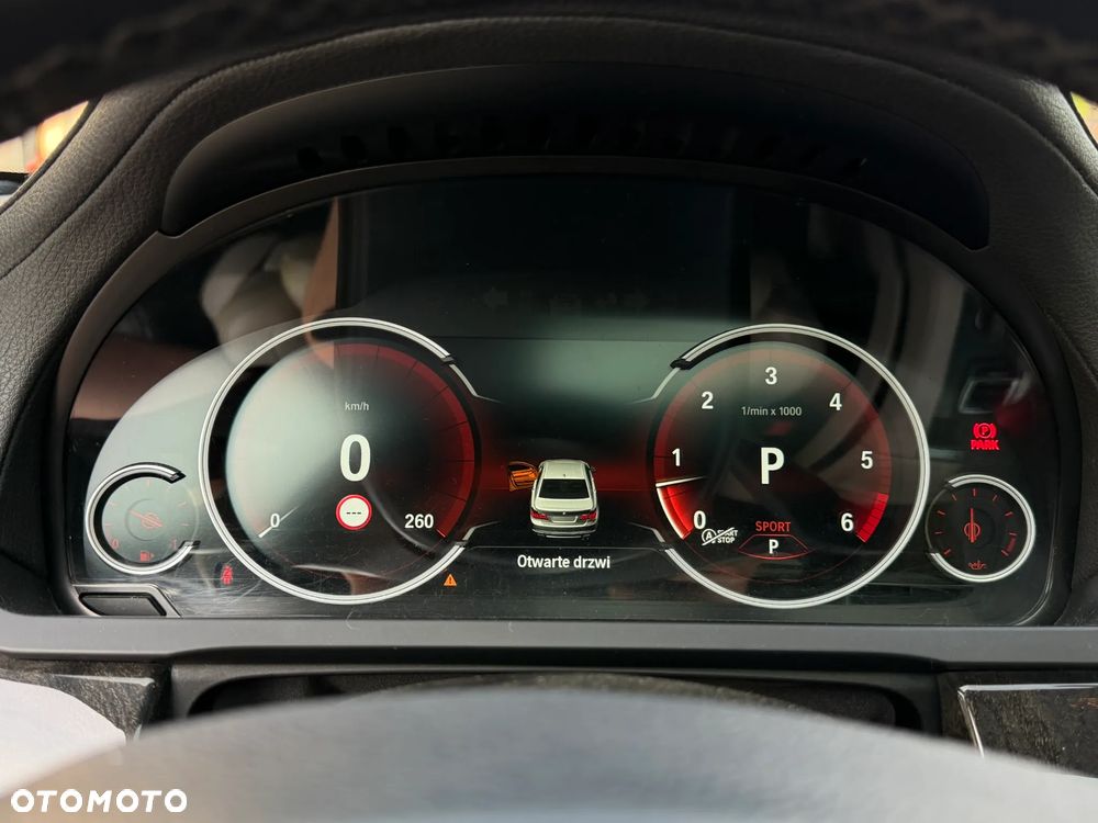 BMW Seria 7 730d xDrive - 38