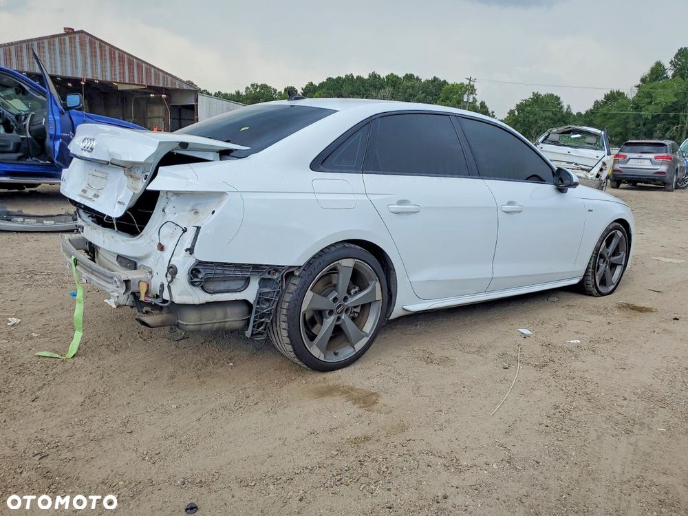 Audi A4 Limousine 45 TFSI quattro S tronic S line - 4