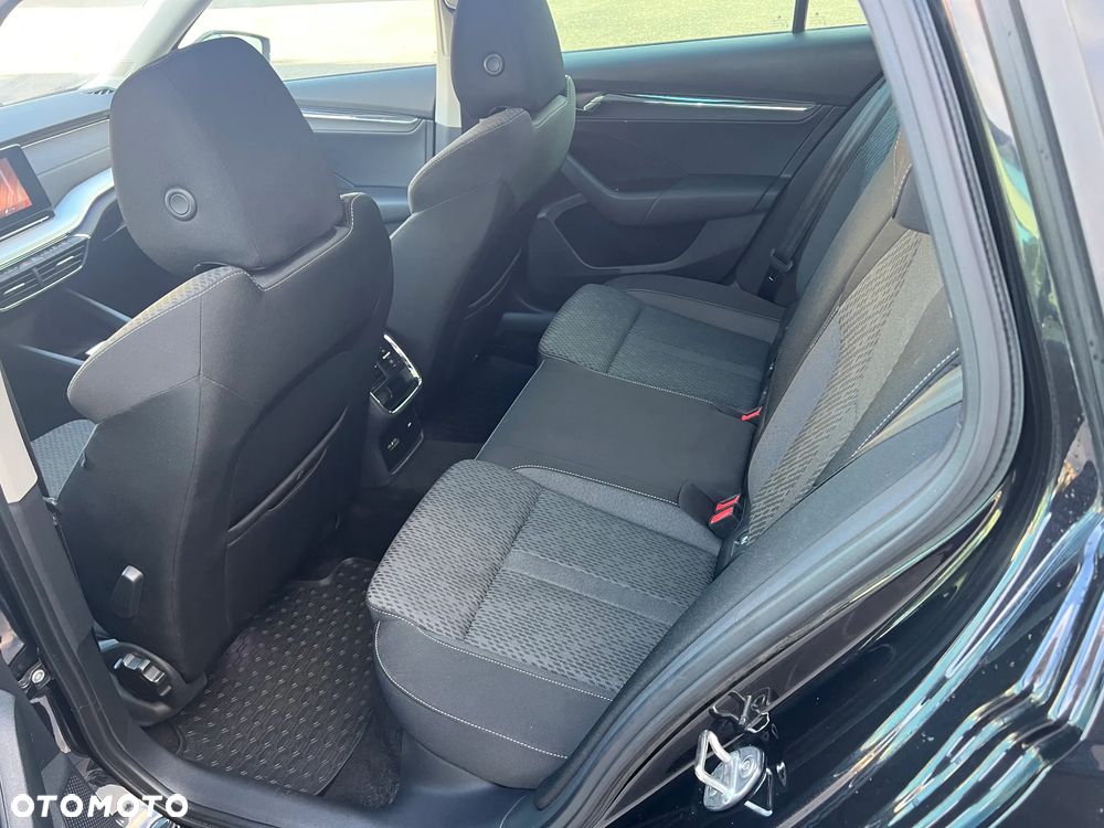 Skoda Octavia 2.0 TDI DSG Style - 14