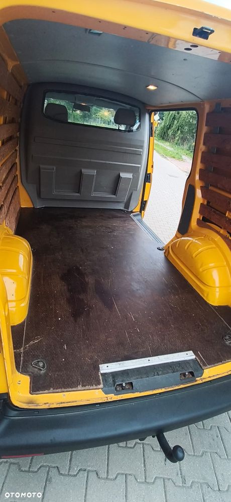 Volkswagen TRANSPORTER T5 - 16