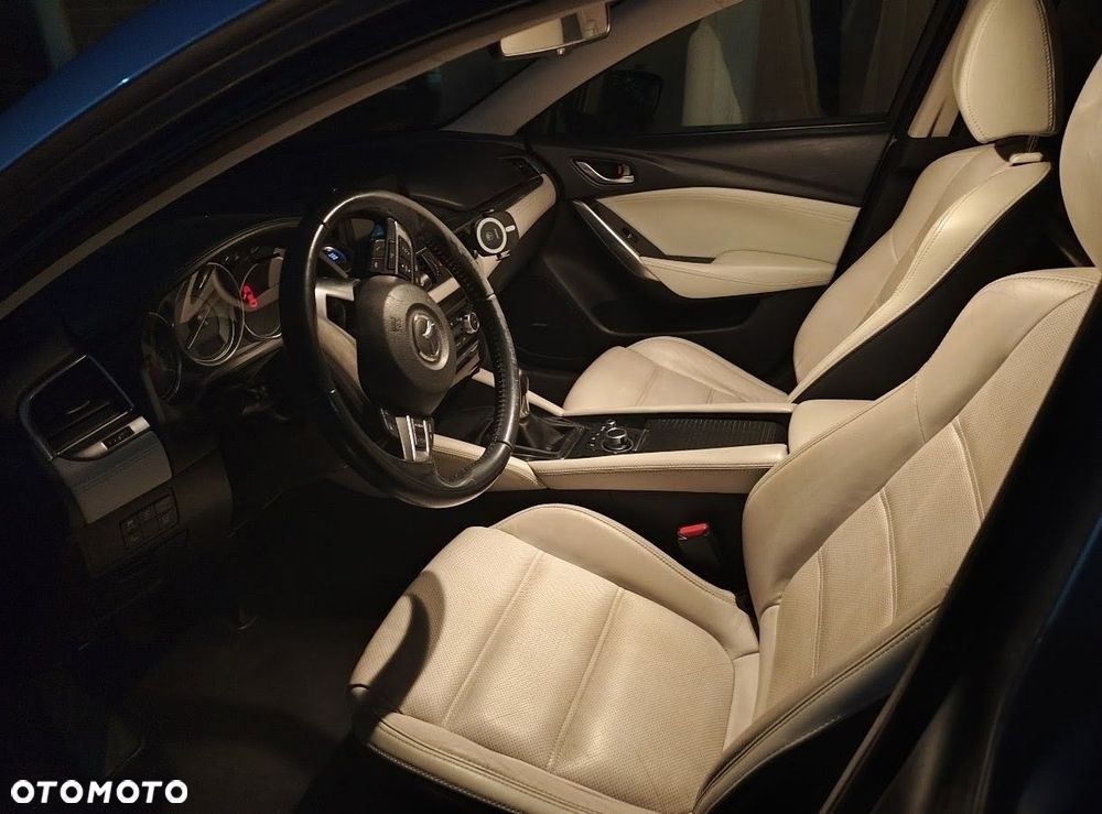 Mazda 6 - 4