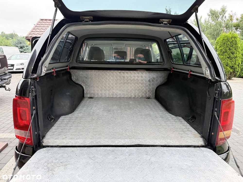 Volkswagen Amarok - 16