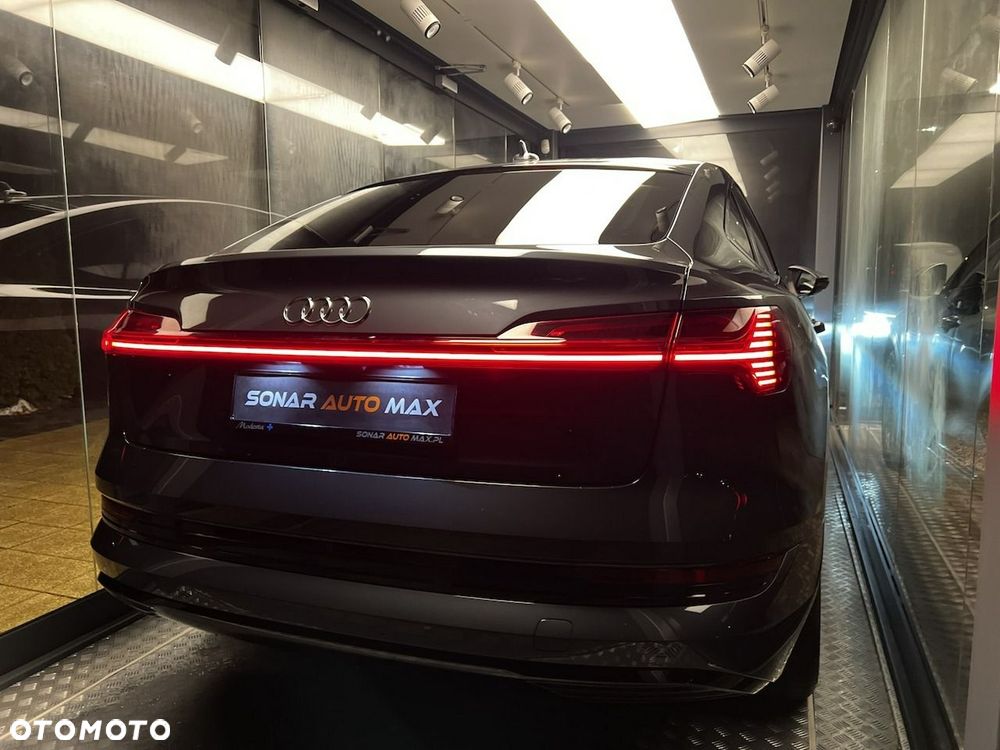 Audi e-tron Sportback - 11