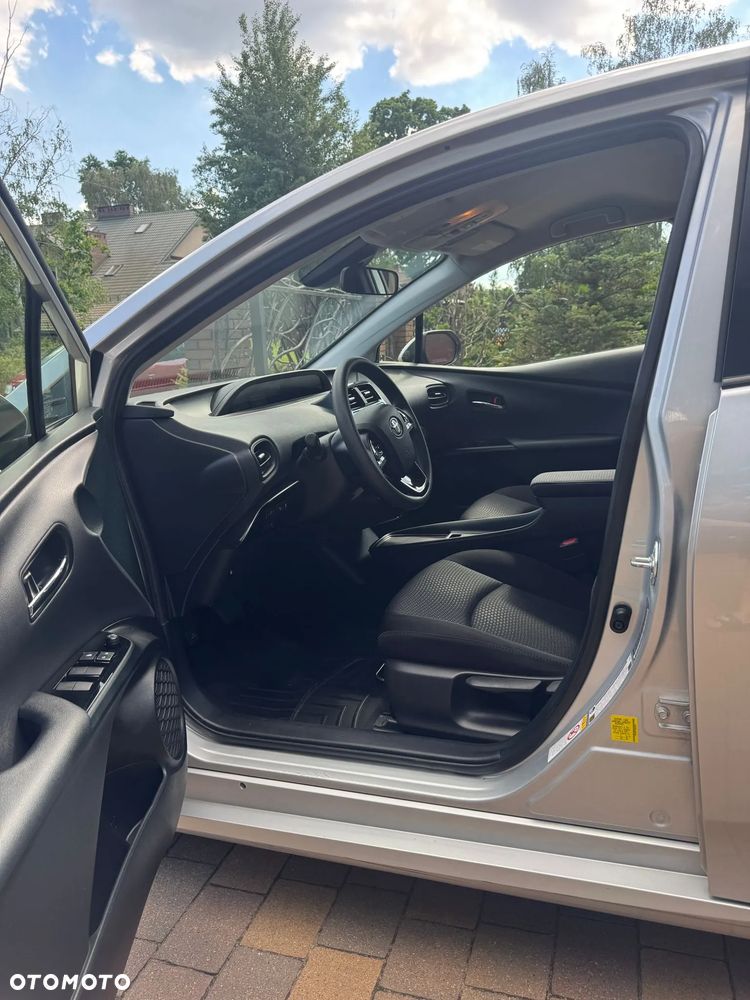 Toyota Prius 1.8 Hybrid Active - 20