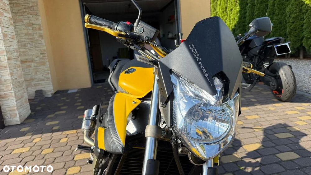 Yamaha XJ - 6