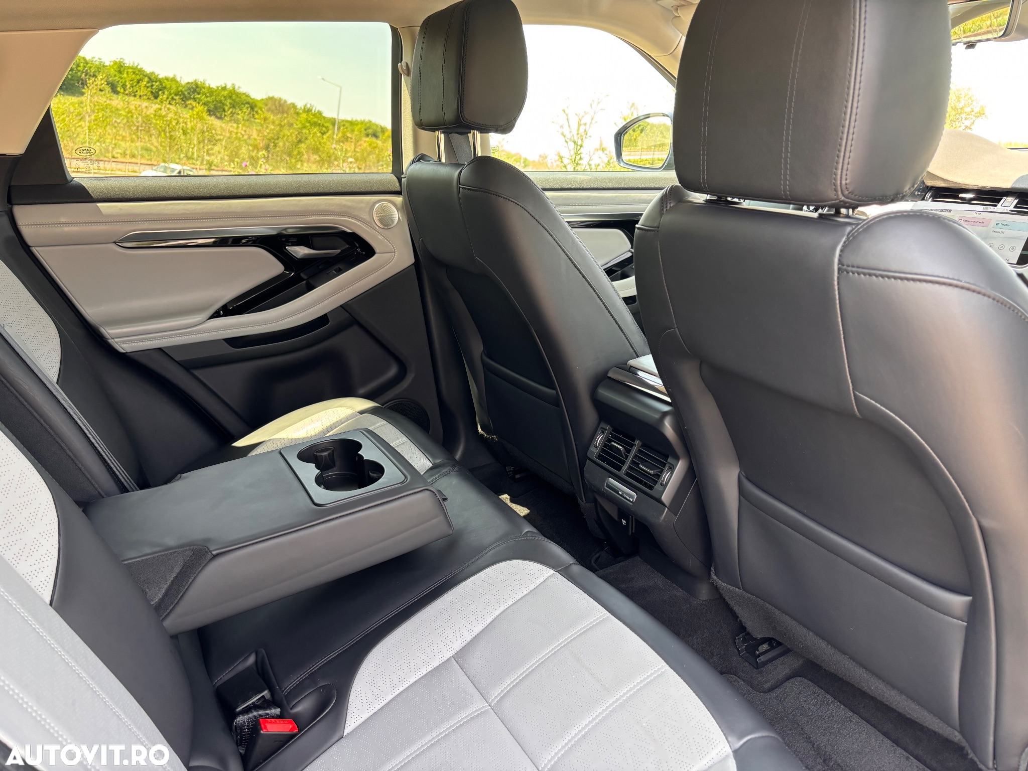 Land Rover Range Rover Evoque 2.0 P250 R-Dynamic HSE - 16