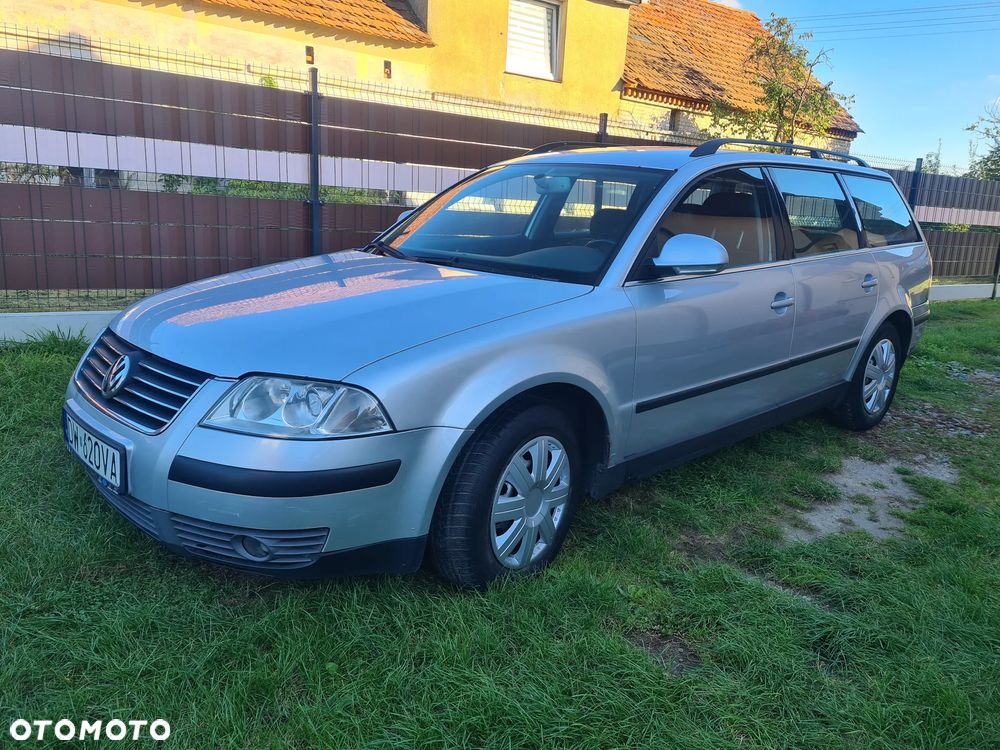 Volkswagen Passat 1.9 TDI Highline - 3